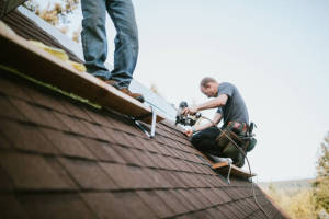 Local Roofers in Corsica, PA